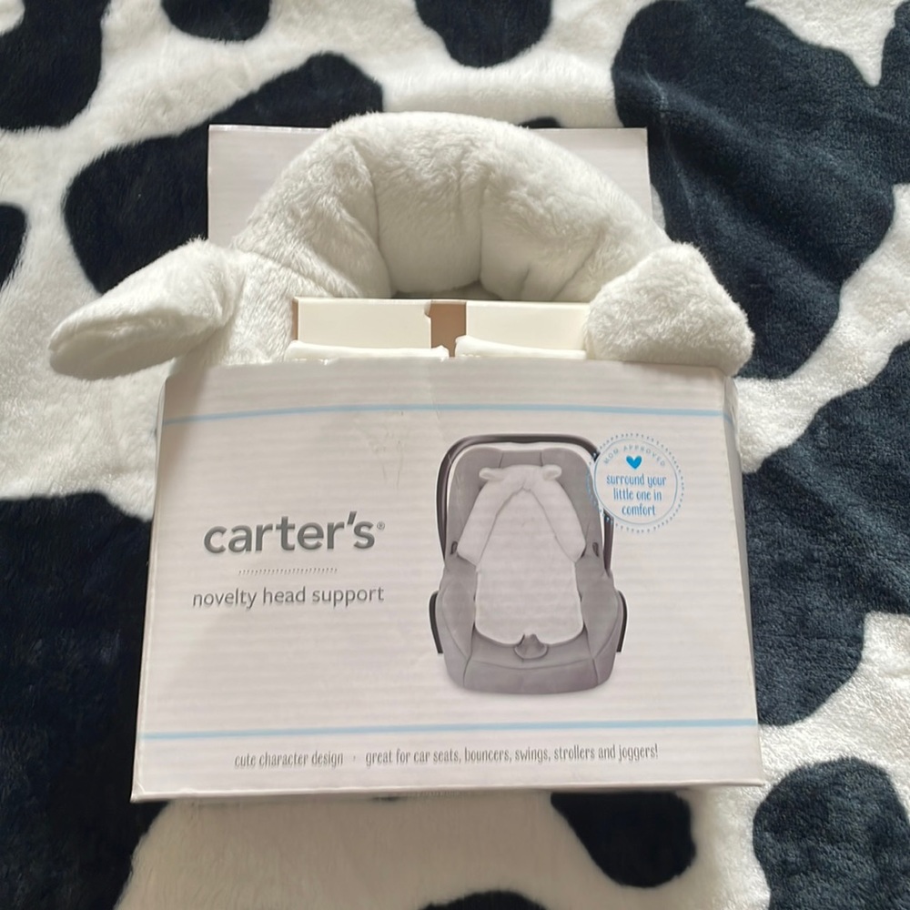 Carter’s novelty head support.